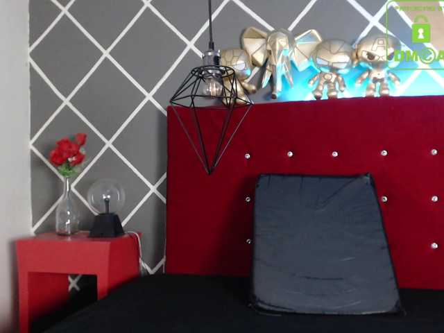 Live sex webcam photo for lorenvitale #272266765