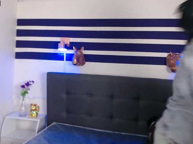 Live sex webcam photo for lorenvitale #272297724