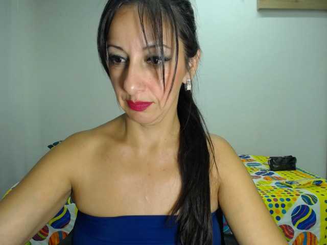 Live sex webcam photo for loretylizzz #277321967