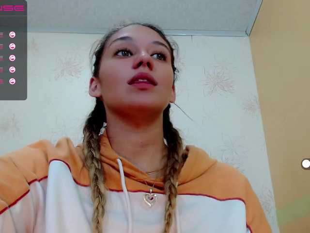 Live sex webcam photo for lorey-bonz #272641375