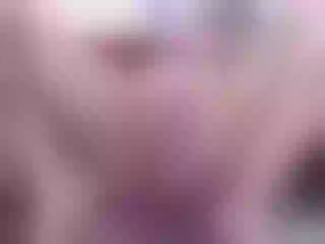 Live sex webcam photo for louise-nails #291746555