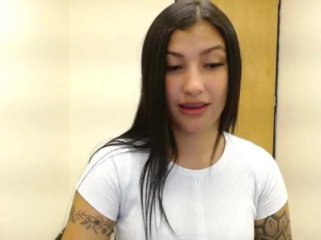 Live sex webcam photo for louisk2 #292236905