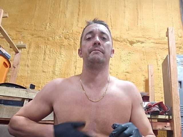 Live sex webcam photo for love2cam4u #276847543