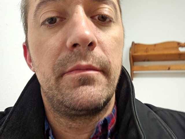 Live sex webcam photo for love2cam4u #276990354