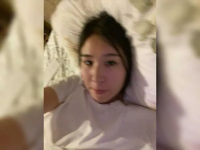 Live sex webcam photo for loveesafi #292256790