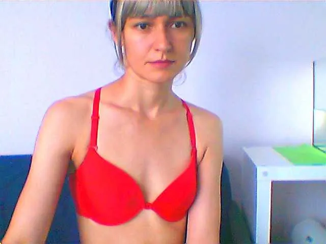 Live sex webcam photo for lovelyblond #275559829