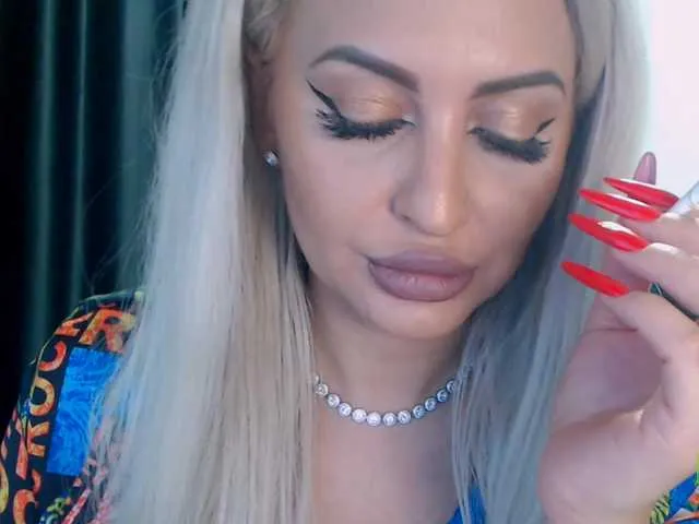 Live sex webcam photo for lovelyblondyx #277466361