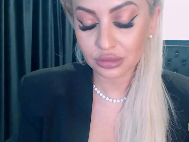 Live sex webcam photo for lovelyblondyx #277687376
