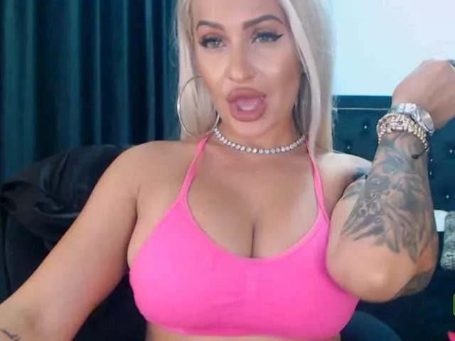 Live sex webcam photo for lovelyblondyx #278112432