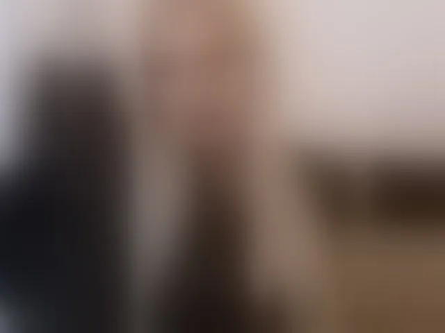 Live sex webcam photo for lovelyblondyx #293151594