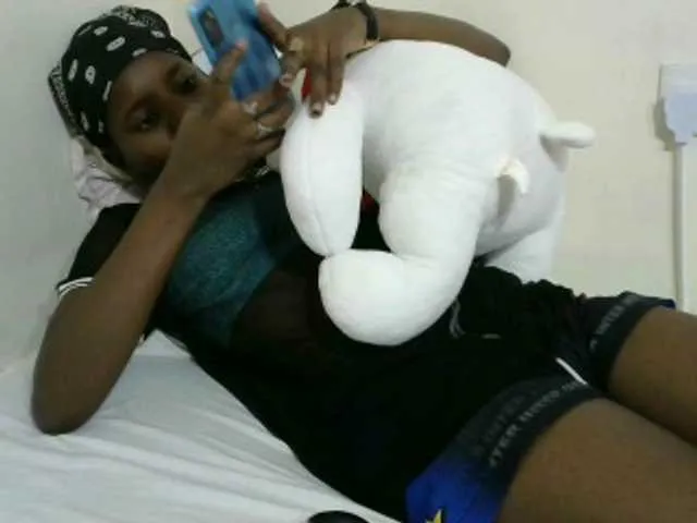 Live sex webcam photo for lovelybrown #272401678
