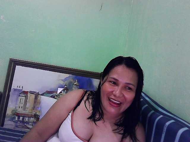 Live sex webcam photo for lovelykiera1 #273711337