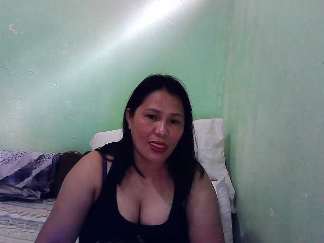 Live sex webcam photo for lovelykiera1 #274018922