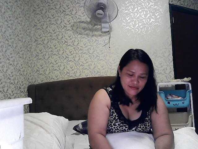 Live sex webcam photo for lovelykiera1 #274094300