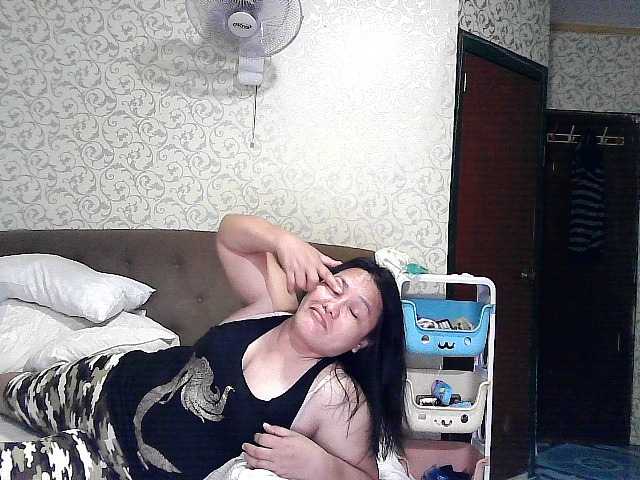 Live sex webcam photo for lovelykiera1 #274186625