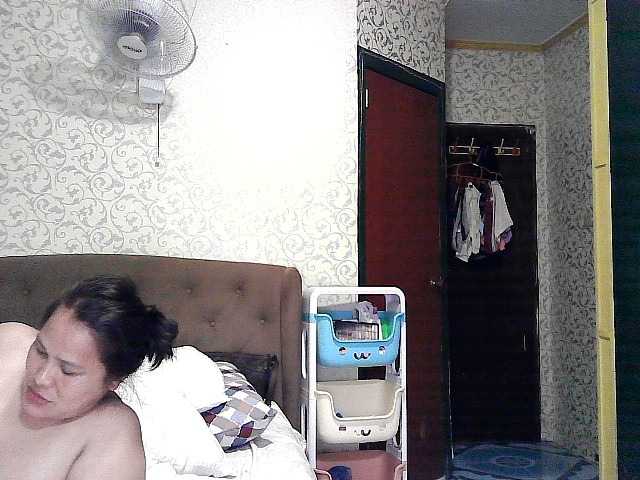 Live sex webcam photo for lovelykiera1 #274197647