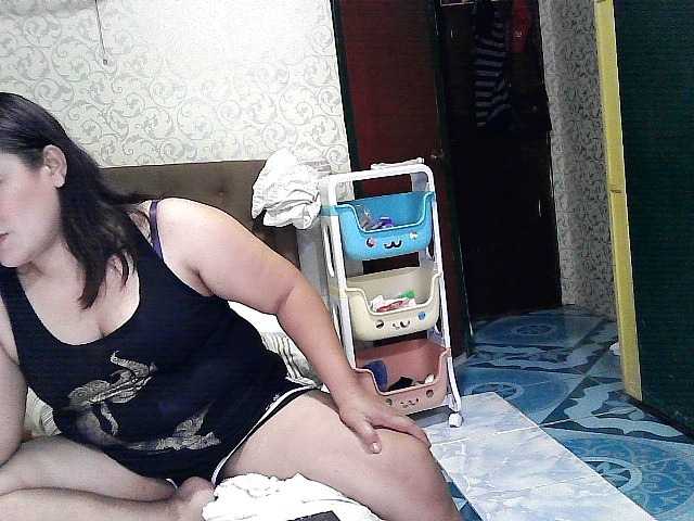 Live sex webcam photo for lovelykiera1 #274280688