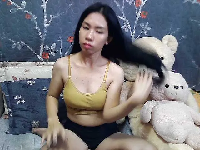 Live sex webcam photo for lovelymae69 #276788710