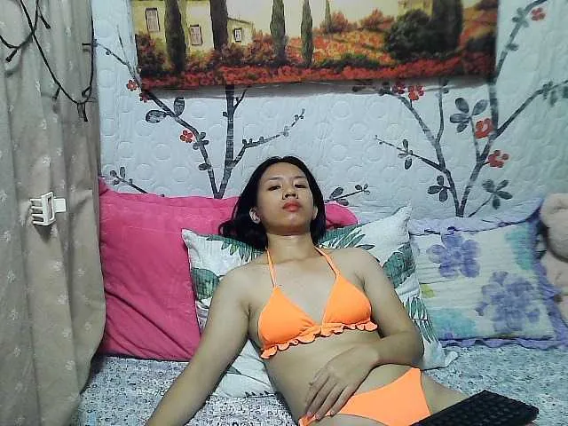 Live sex webcam photo for lovelymae69 #276902828