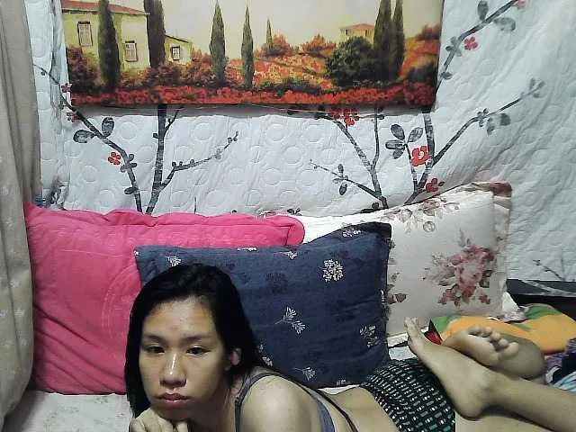 Live sex webcam photo for lovelymae69 #276987956