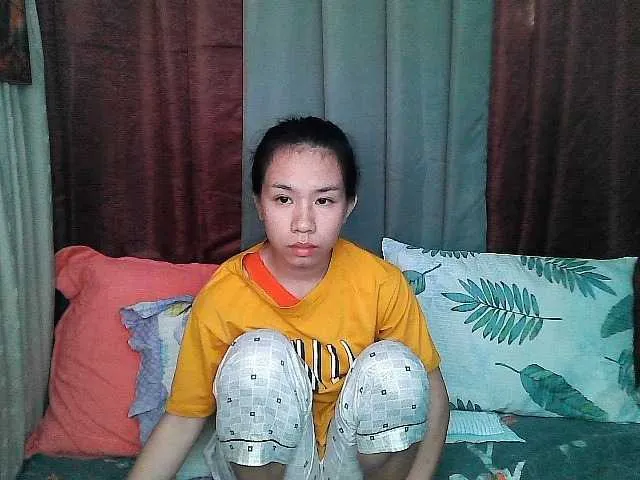 Live sex webcam photo for lovelymae69 #277049563