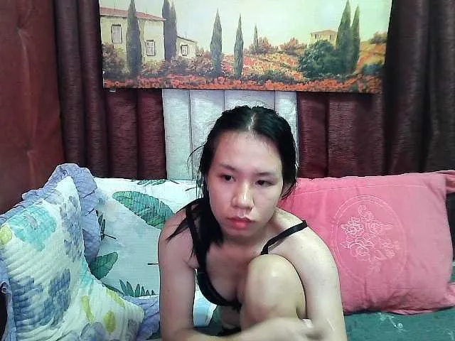 Live sex webcam photo for lovelymae69 #277101561