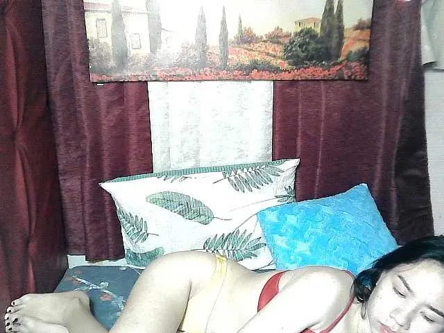 Live sex webcam photo for lovelymae69 #277306912