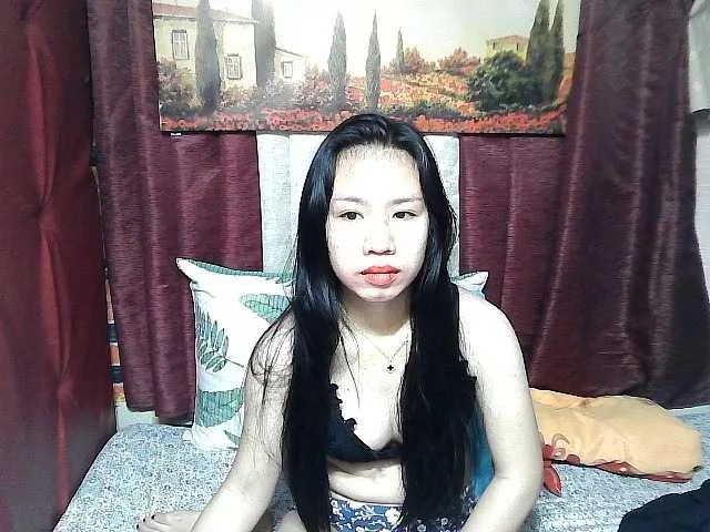 Live sex webcam photo for lovelymae69 #277456033