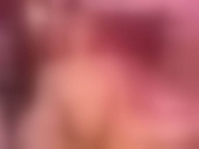 Live sex webcam photo for lovemekara #293818552