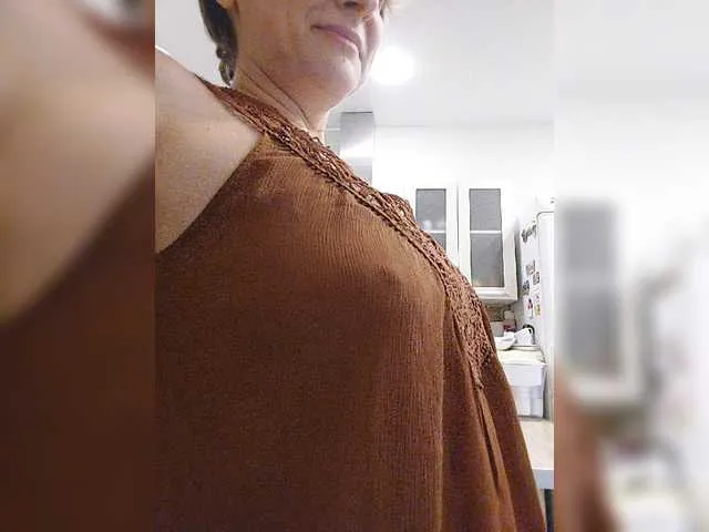 Live sex webcam photo for lovesupergerl #273092967