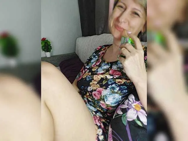 Live sex webcam photo for lovesupergerl #273457208