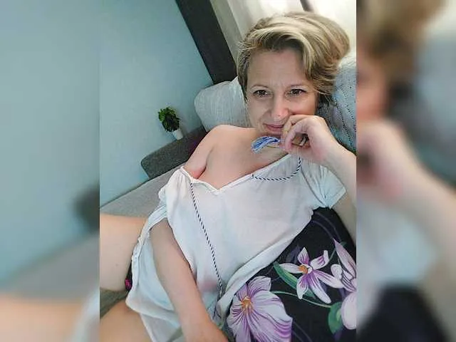 Live sex webcam photo for lovesupergerl #273661626