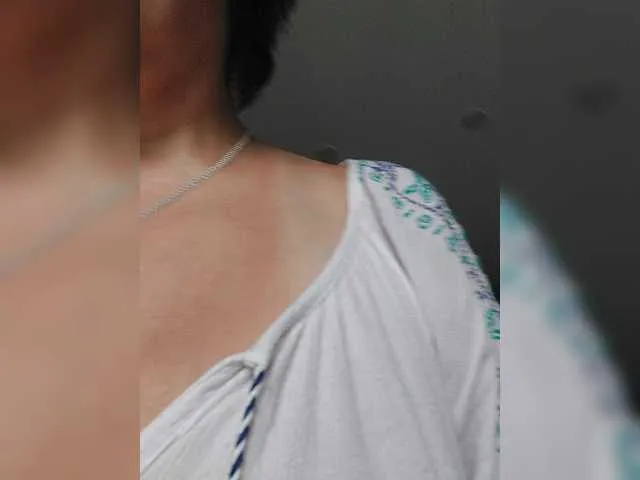Live sex webcam photo for lovesupergerl #274011774