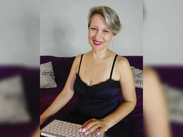 Live sex webcam photo for lovesupergerl #274188623
