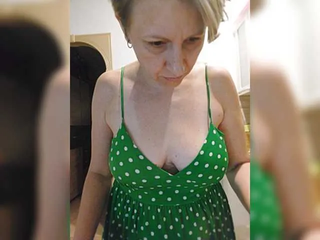 Live sex webcam photo for lovesupergerl #274443368