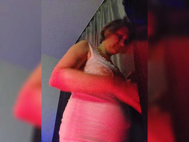 Live sex webcam photo for lovesupergerl #277666954