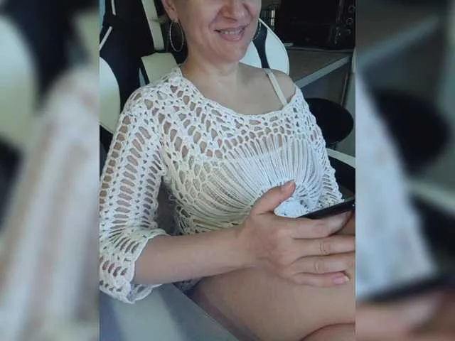 Live sex webcam photo for lovesupergerl #291084158