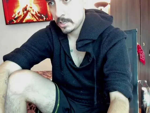 Live sex webcam photo for lucas-slv #292247253