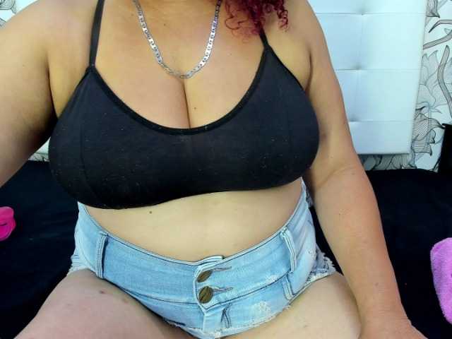 Live sex webcam photo for lucerosweet01 #273714104