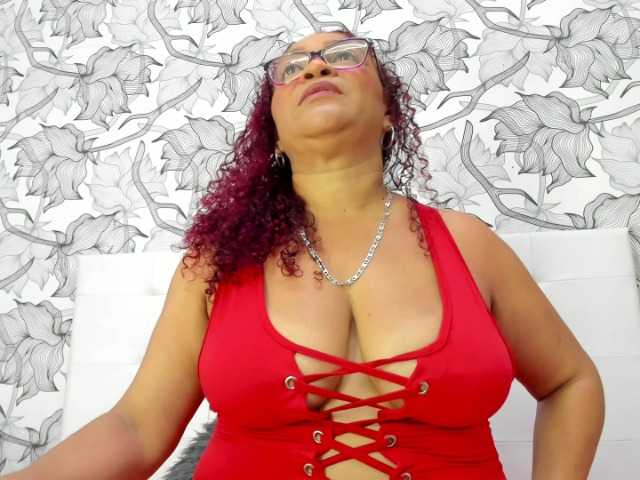 Live sex webcam photo for lucerosweet01 #273847493