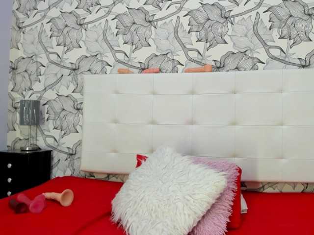 Live sex webcam photo for lucerosweet01 #274650347