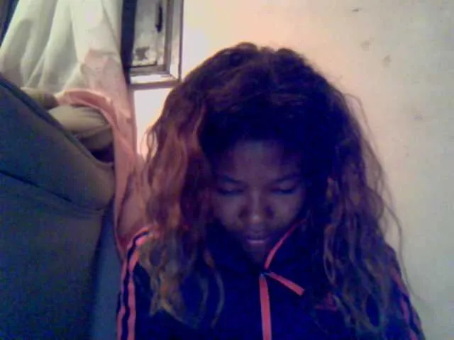 Live sex webcam photo for luciah #273744212