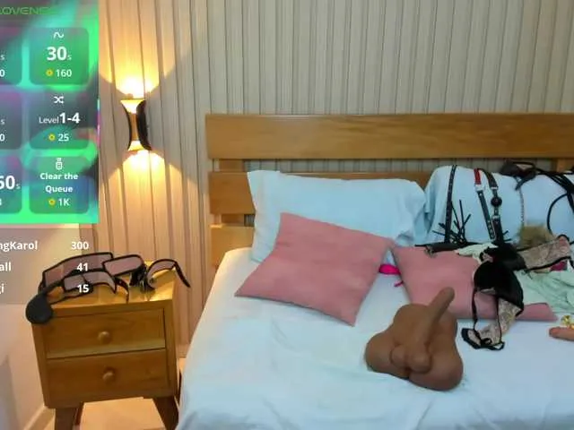 Live sex webcam photo for luciana-ballesteros #293102474
