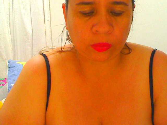 Live sex webcam photo for luciana-pulsy #275512119