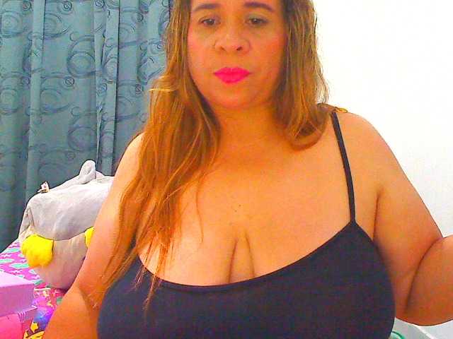 Live sex webcam photo for luciana-pulsy #275926810