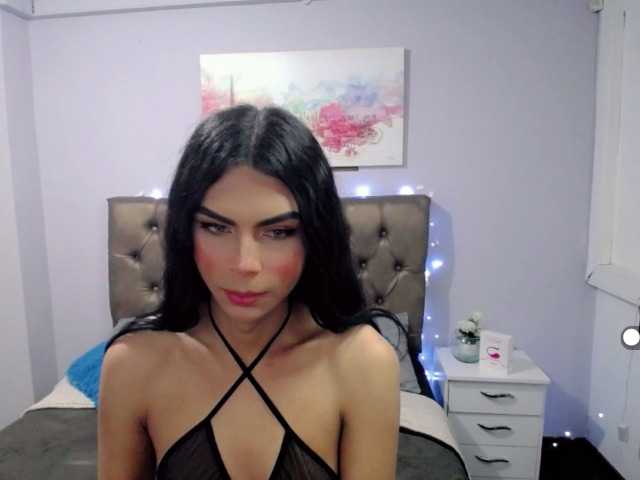 Live sex webcam photo for luciana-queen #273955396