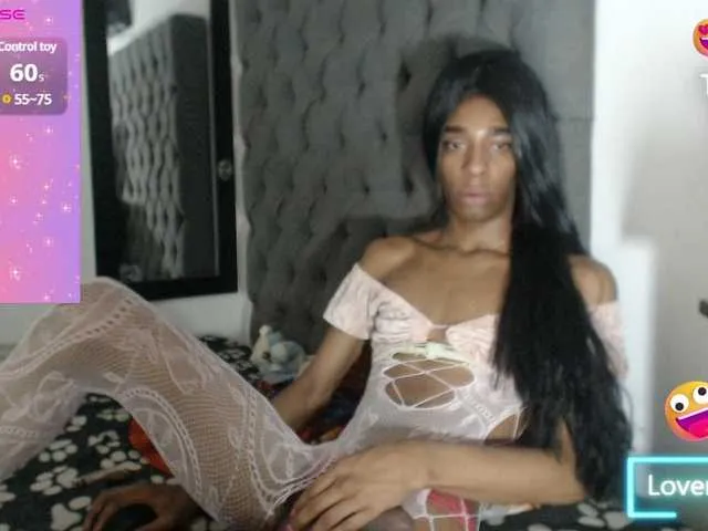 Live sex webcam photo for lucianadolll #290913157