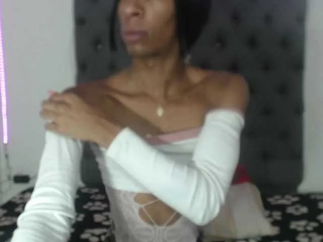 Live sex webcam photo for lucianadolll #291525697