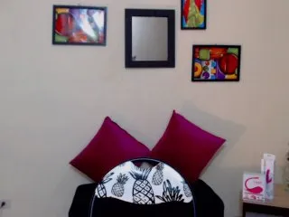 Live sex webcam photo for lucianaMiller #125767747