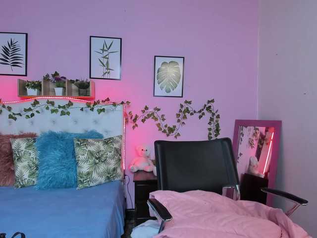 Live sex webcam photo for luciananova #272224322